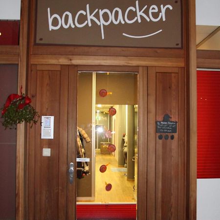 Backpacker Le Petit Baroudeur Hostel Champéry Exterior foto